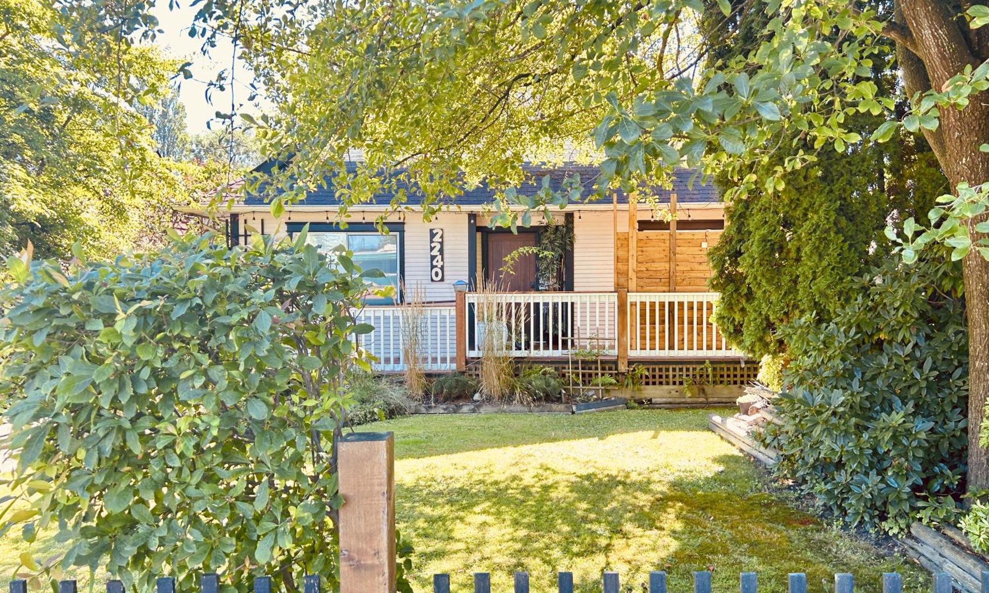 Airport-Yvr Guesthouse Richmond Exterior photo